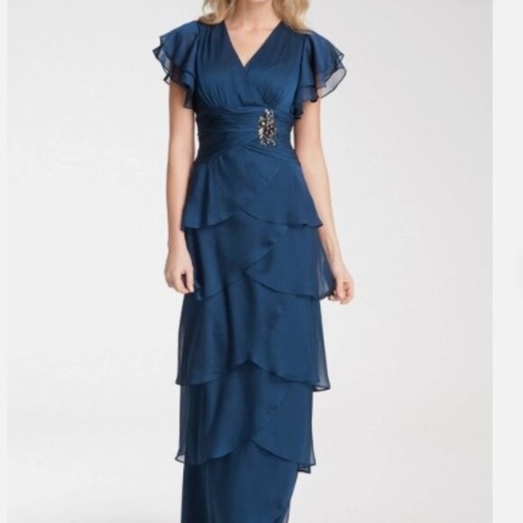 Adrianna Papell Navy Flutter Sleeve Tier Gown - Size 6 - Picture 3 of 16